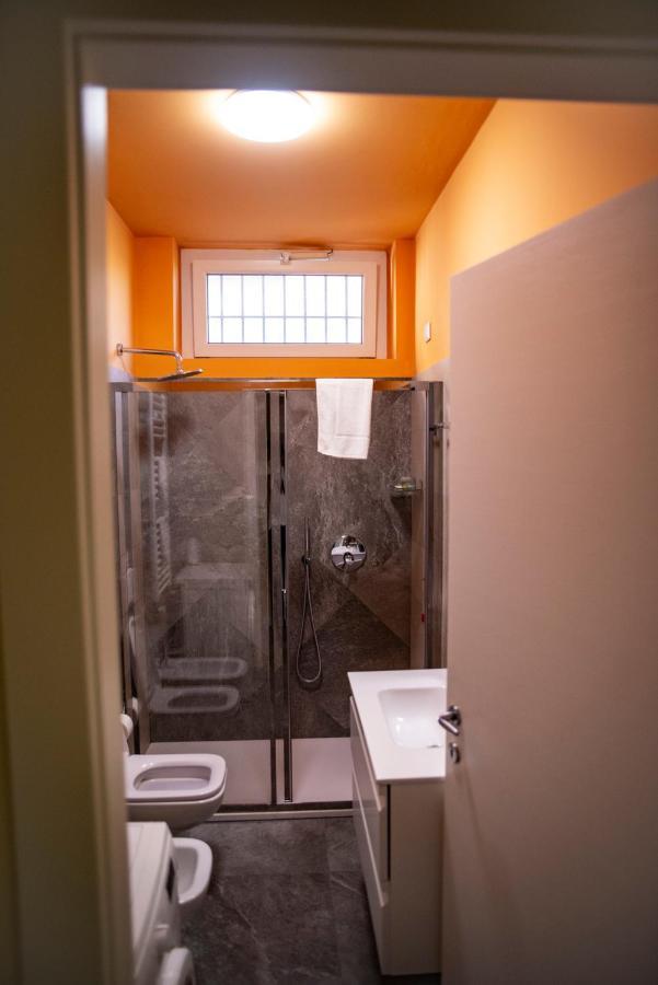 Casa Flavia Apartment Rozzano Bagian luar foto
